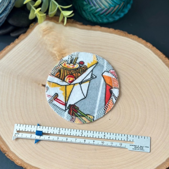 Chinese Takeout 100% Cotton Flannel Reusable Facial Rounds - Picture 4 of 4